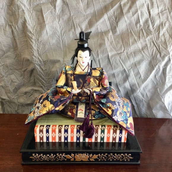 Vintage Japanese Hina Dolls Emperor and Empress Dolls - Picture 2 of 16